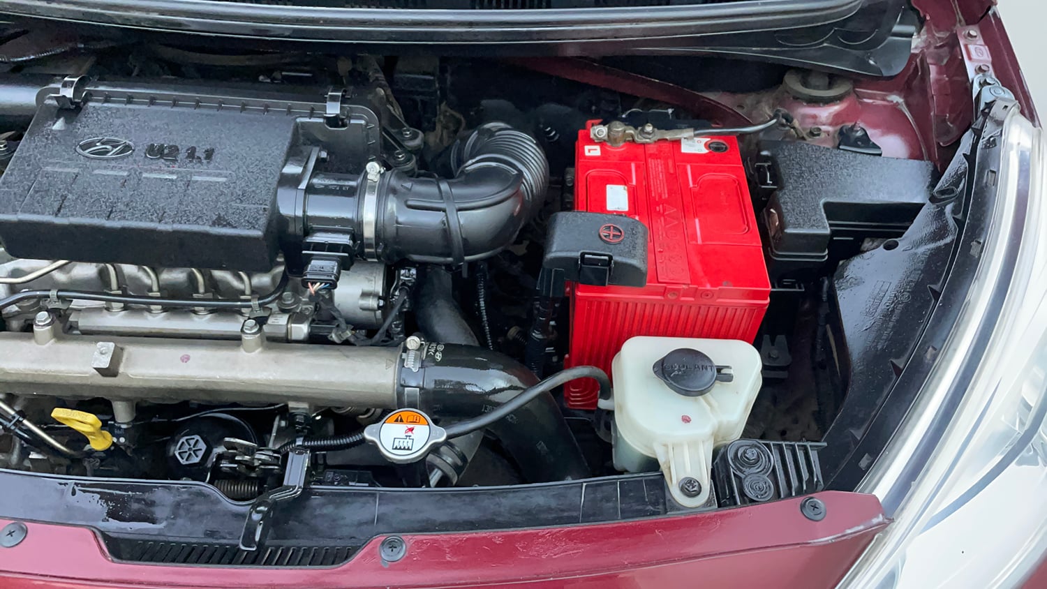 Used 2013 Hyundai Grand i10 Sportz 1.1 CRDi Diesel Manual engine ENGINE LEFT SIDE VIEW