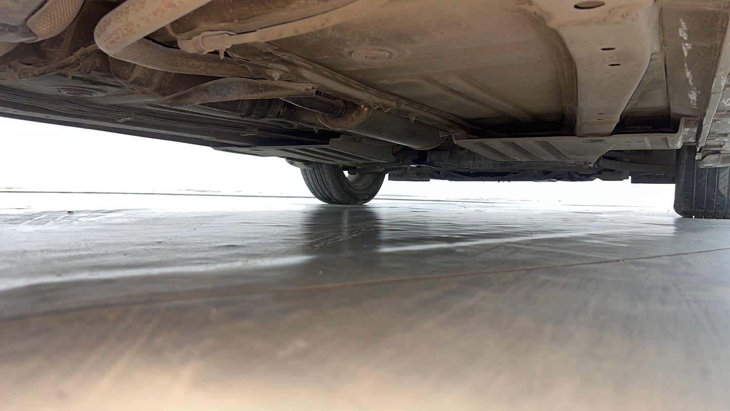Used 2022 Maruti Suzuki Baleno Alpha AGS Petrol Automatic extra REAR RIGHT UNDERBODY VIEW