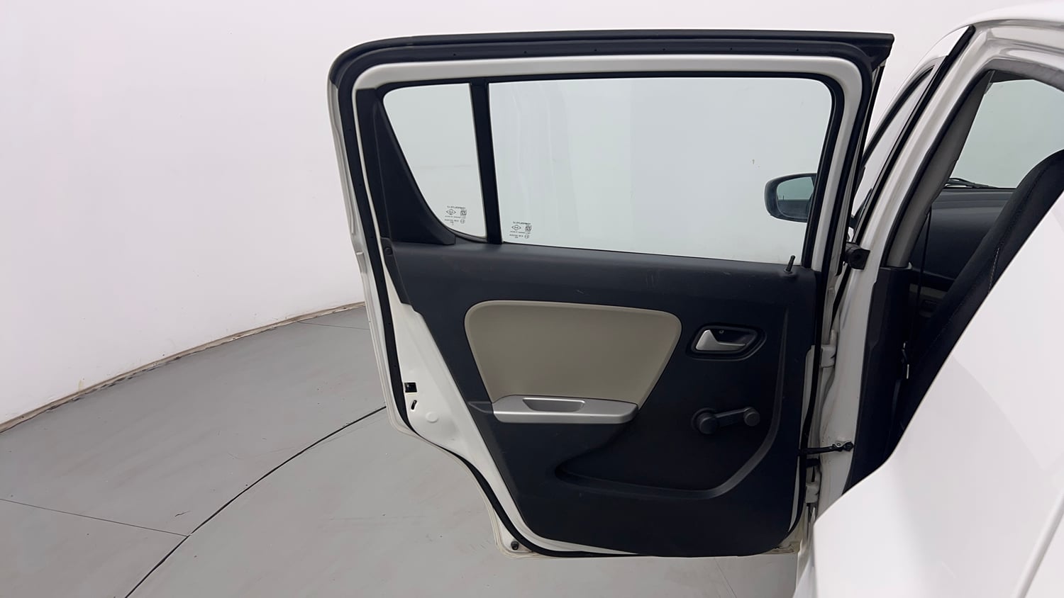 Used 2016 Maruti Suzuki Alto K10 VXi Petrol Manual interior LEFT REAR DOOR OPEN VIEW