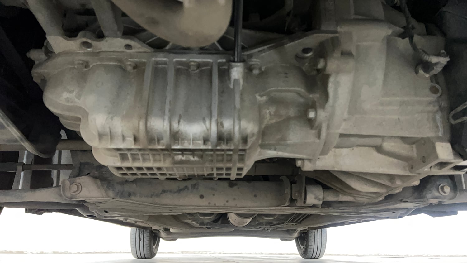 Used 2017 Ford Figo Aspire Trend 1.2 Ti-VCT Petrol Manual extra FRONT LEFT UNDERBODY VIEW