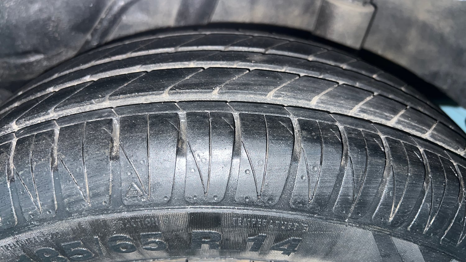 Used 2014 Honda Amaze 1.2 S i-VTEC Petrol Manual tyres LEFT REAR TYRE TREAD VIEW