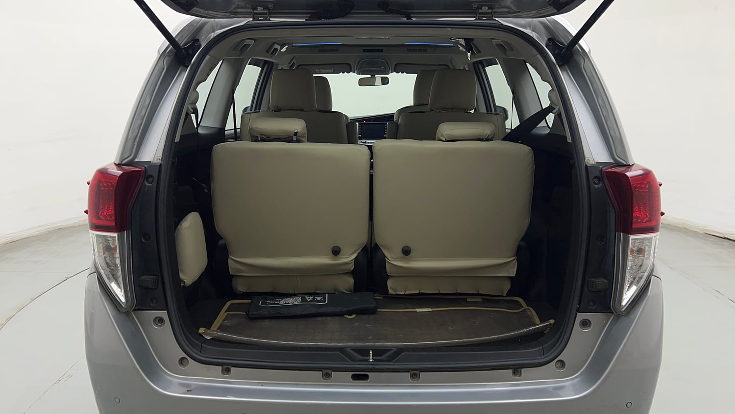 Used 2022 Toyota Innova Crysta VX 2.7 7 STR Petrol Manual interior DICKY INSIDE VIEW