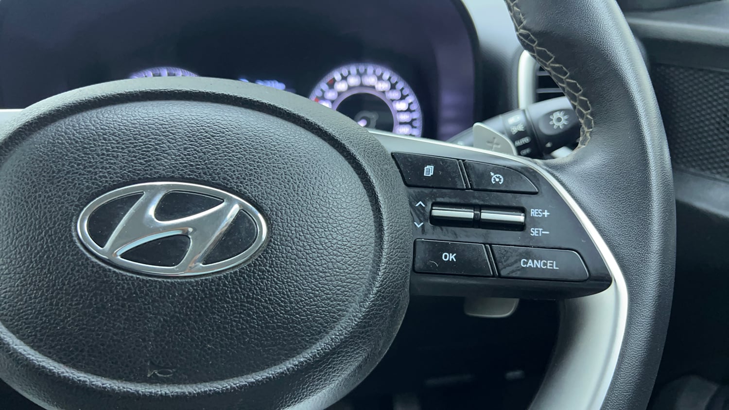 Used 2021 Hyundai Venue SX Plus 1.0 Turbo DCT Petrol Automatic top_features Cruise control