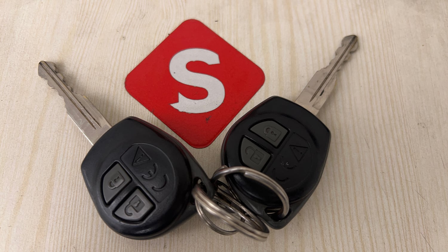 Used 2023 Maruti Suzuki Brezza VXi Petrol Manual extra CAR KEY VIEW