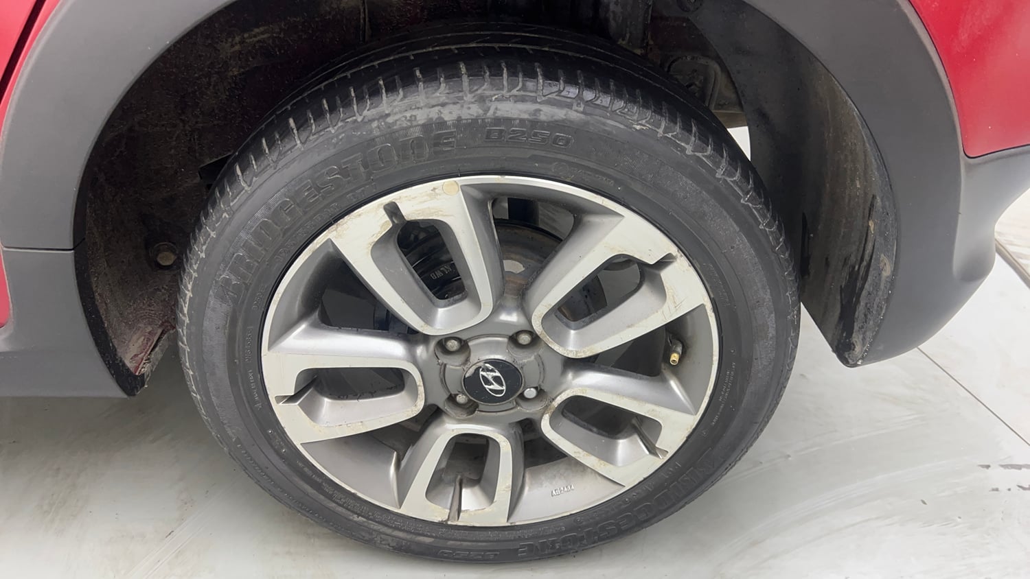 Used 2016 Hyundai i20 Active 1.2 SX Petrol Manual tyres LEFT REAR TYRE RIM VIEW