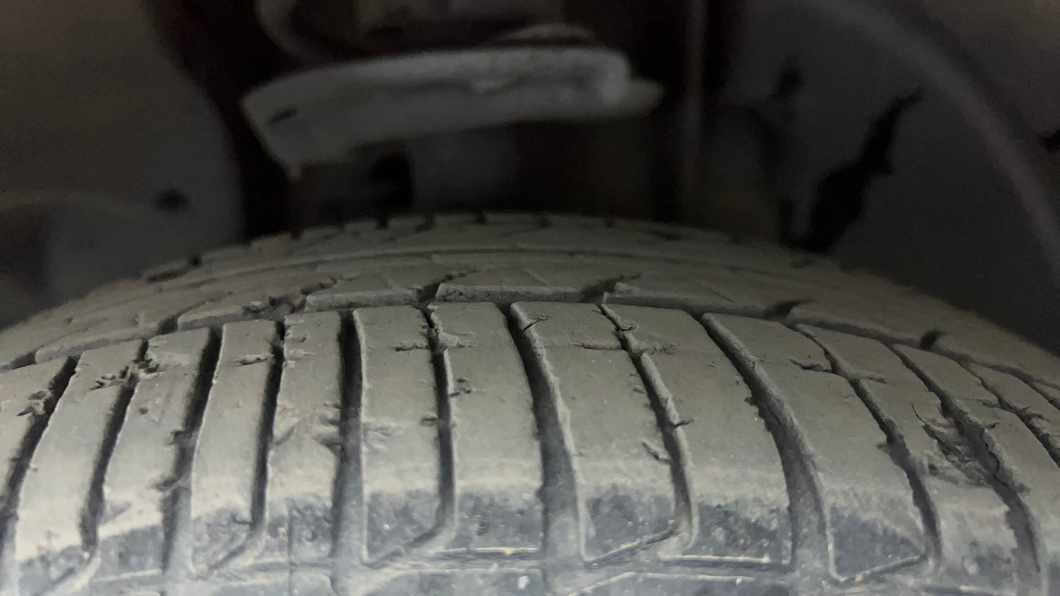 Used 2021 Tata Tiago XZ Plus Petrol Manual tyres LEFT FRONT TYRE TREAD VIEW