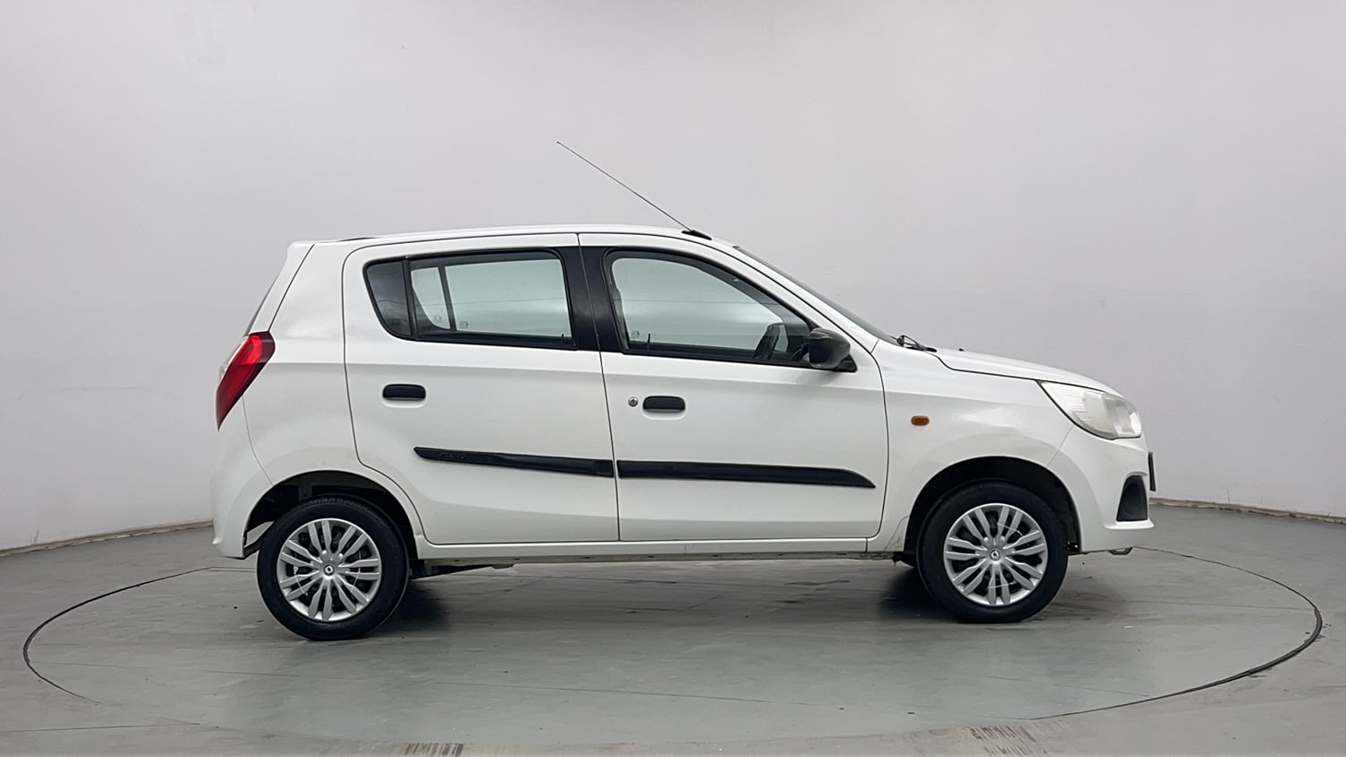 Used 2016 Maruti Suzuki Alto K10 VXi Petrol Manual exterior RIGHT SIDE VIEW