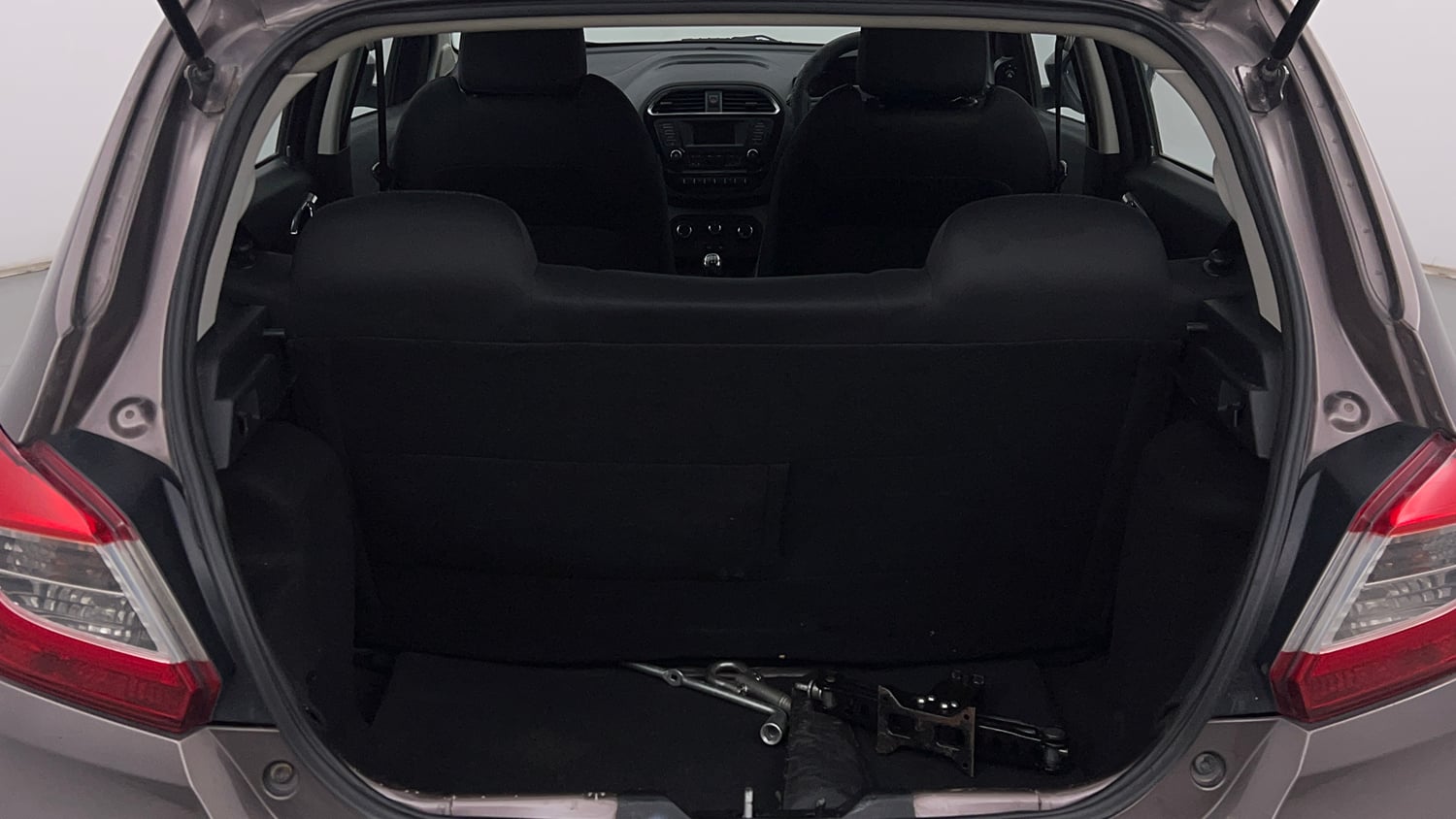 Used 2018 Tata Tiago Revotron XZ Petrol Manual interior DICKY INSIDE VIEW
