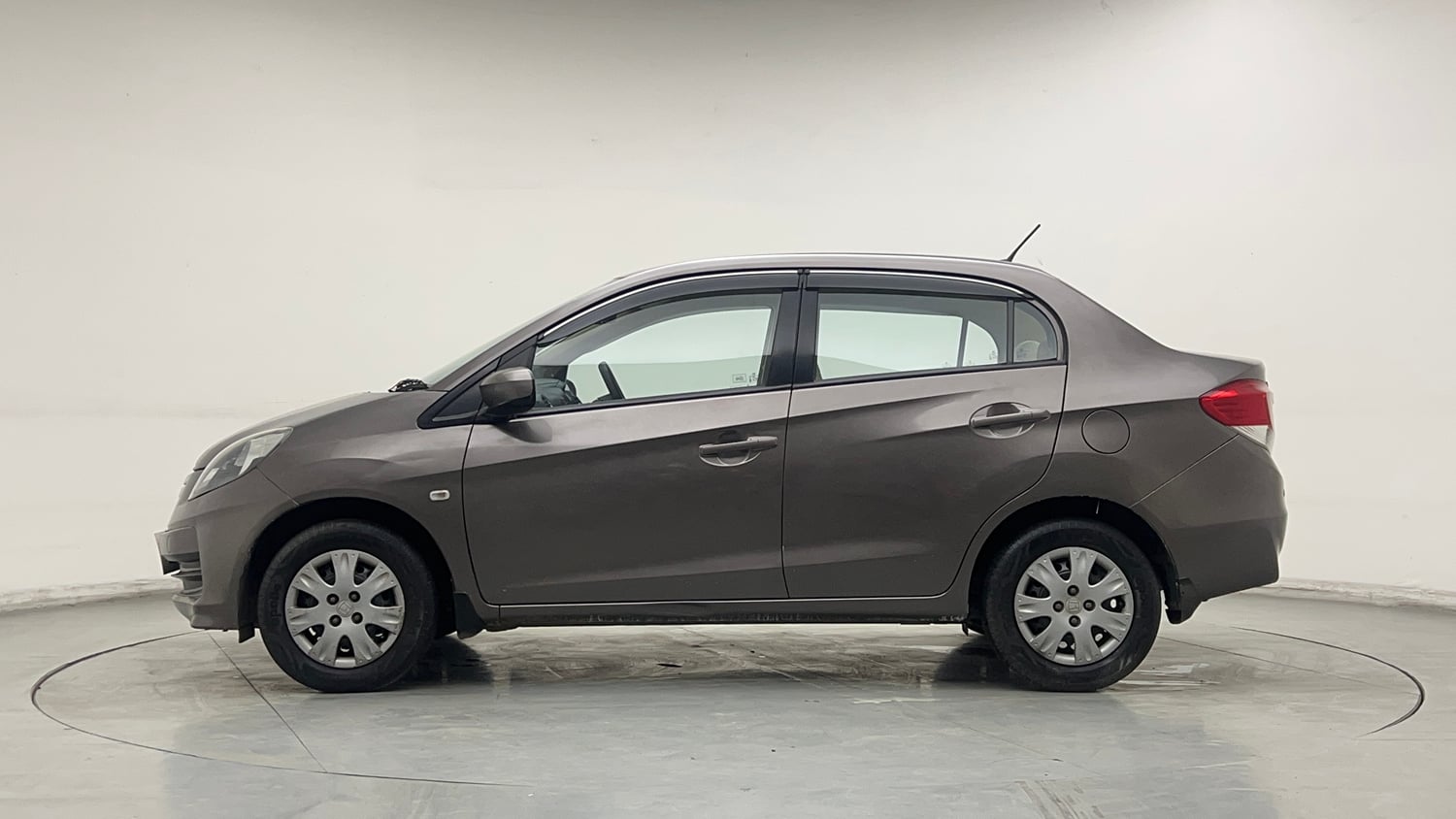Used 2014 Honda Amaze 1.2 S i-VTEC Petrol Manual exterior LEFT SIDE VIEW
