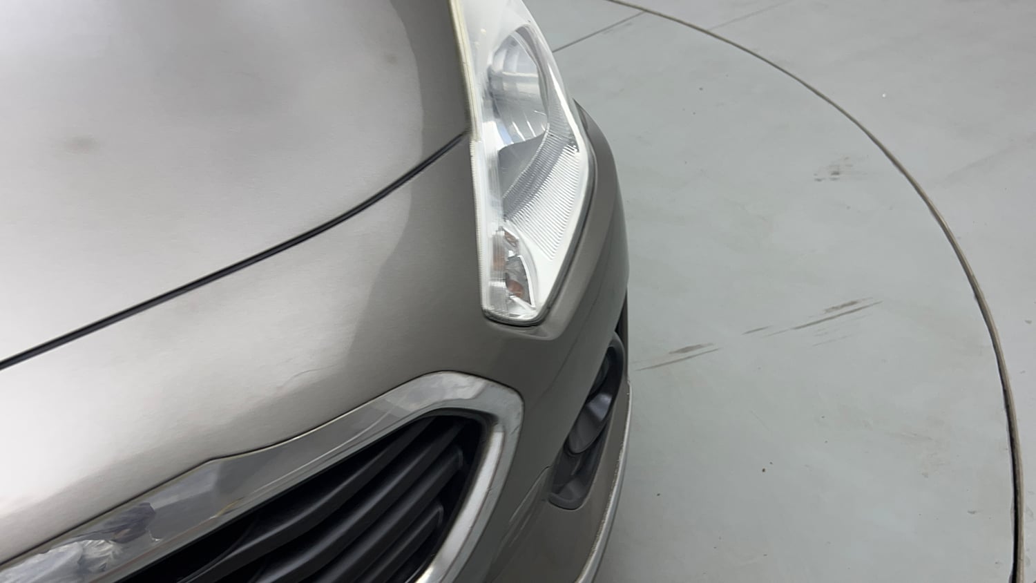 Used 2017 Maruti Suzuki Dzire VXi Petrol Manual dents MINOR SCRATCH