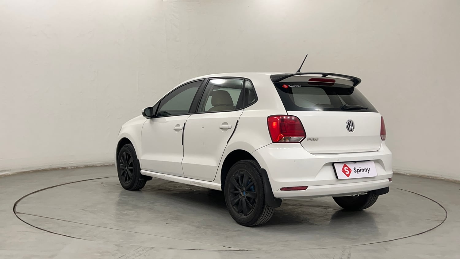 Used 2016 Volkswagen Polo Highline1.2L (P) Petrol Manual exterior LEFT REAR CORNER VIEW