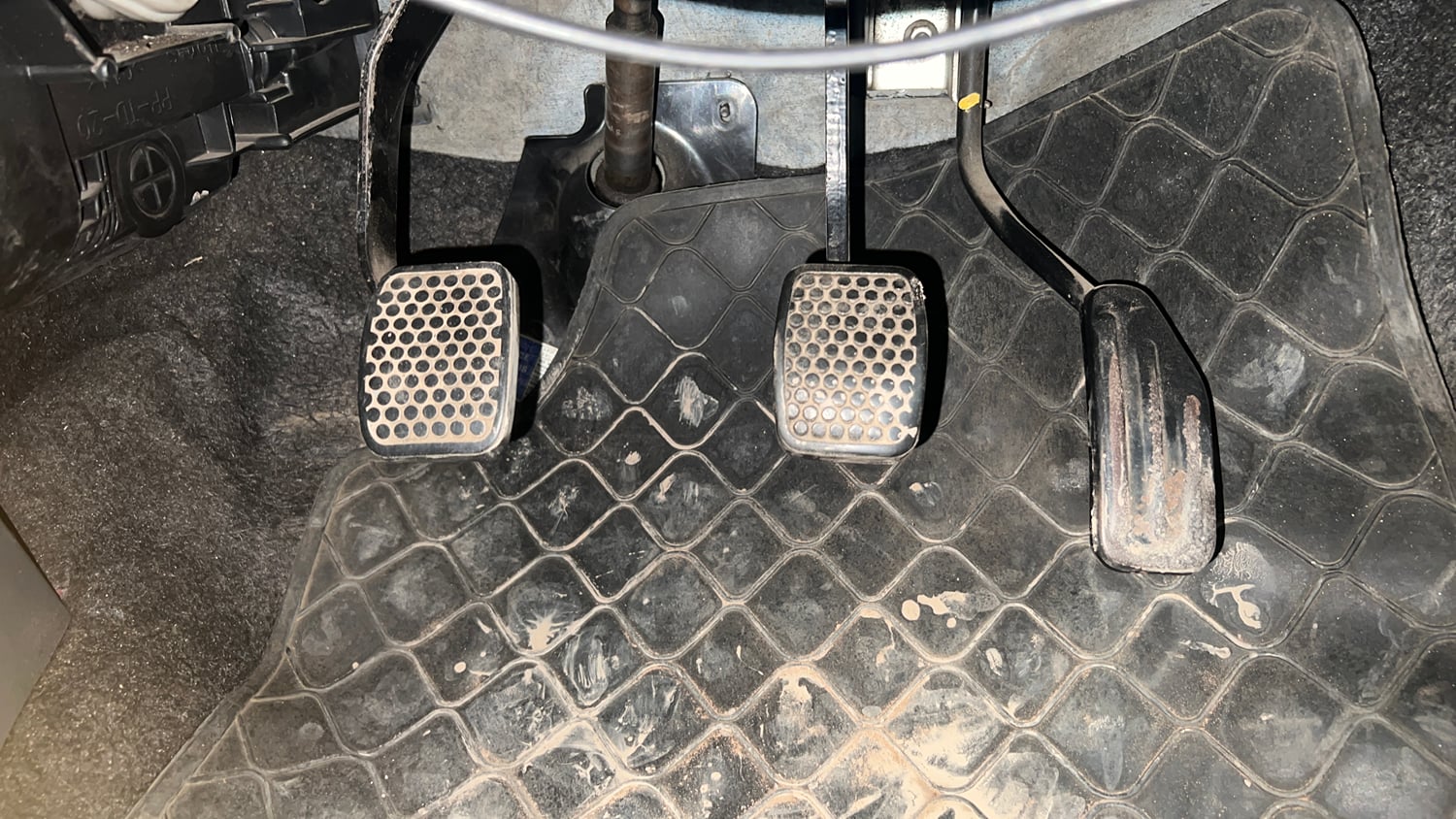 Used 2015 Maruti Suzuki Alto 800 Lxi Petrol Manual interior PEDALS VIEW