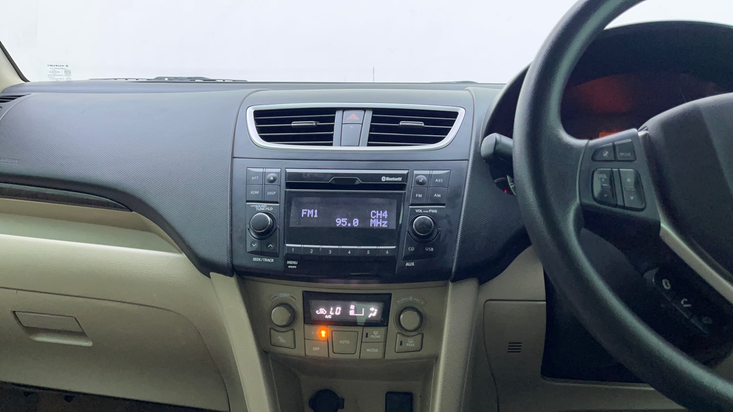 Used 2016 Maruti Suzuki Swift Dzire ZDI Diesel Manual interior MUSIC SYSTEM & AC CONTROL VIEW