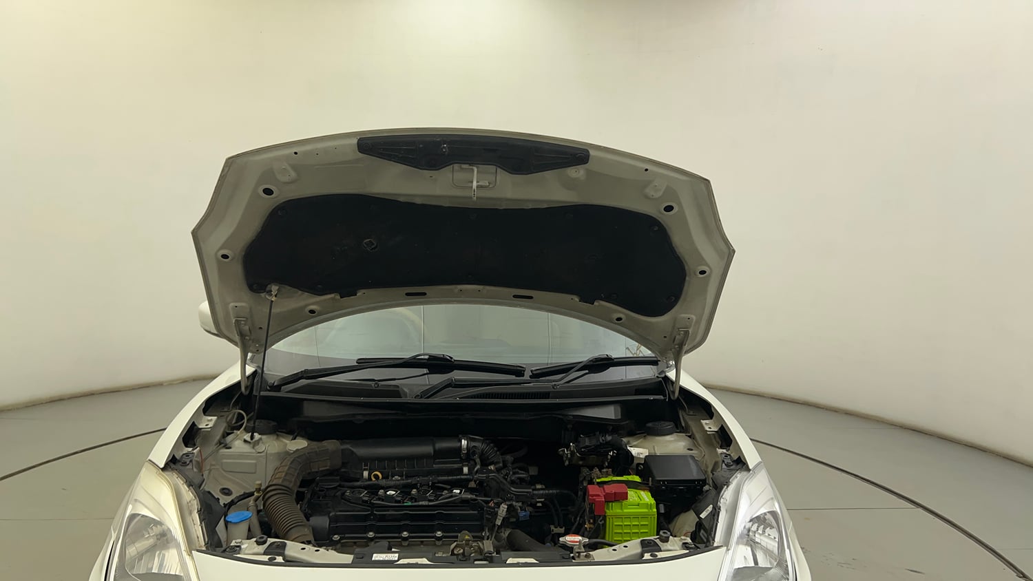 Used 2018 Maruti Suzuki Dzire VXi Petrol Manual engine ENGINE & BONNET OPEN FRONT VIEW