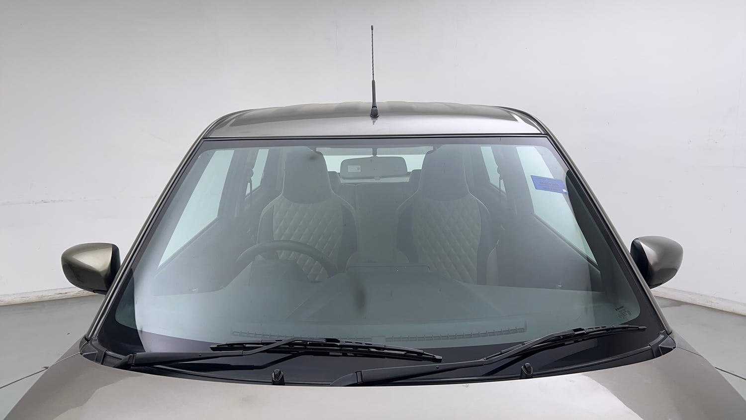 Used 2019 Maruti Suzuki Wagon R 1.0 VXi 1.0 Petrol Manual exterior FRONT WINDSHIELD VIEW