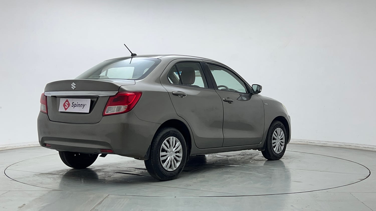 Used 2017 Maruti Suzuki Dzire VXi Petrol Manual exterior RIGHT REAR CORNER VIEW