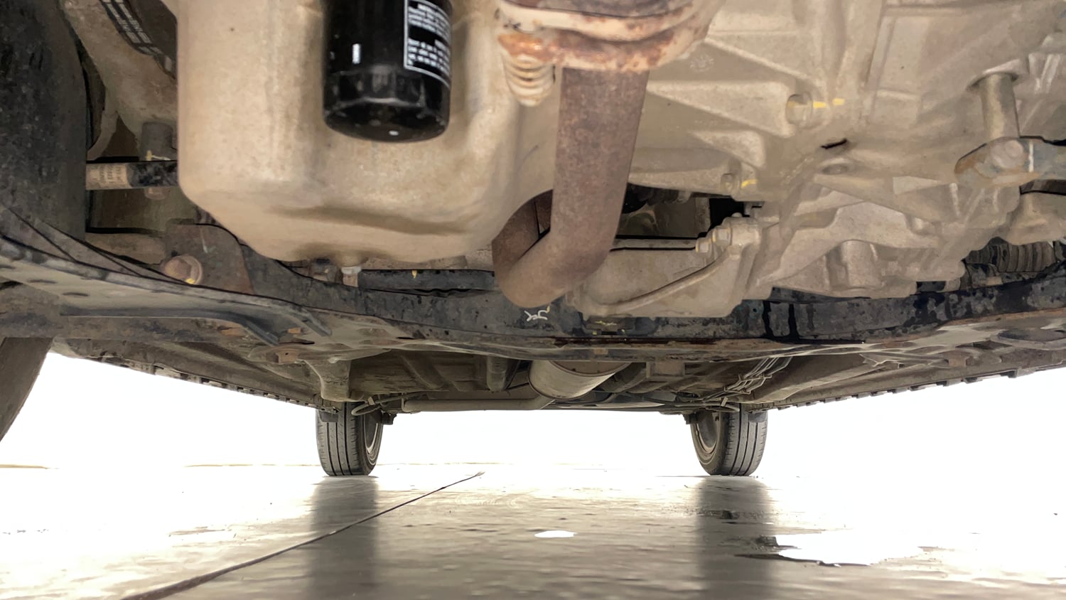 Used 2022 Maruti Suzuki Ignis Zeta 1.2 MT Petrol Manual extra FRONT LEFT UNDERBODY VIEW