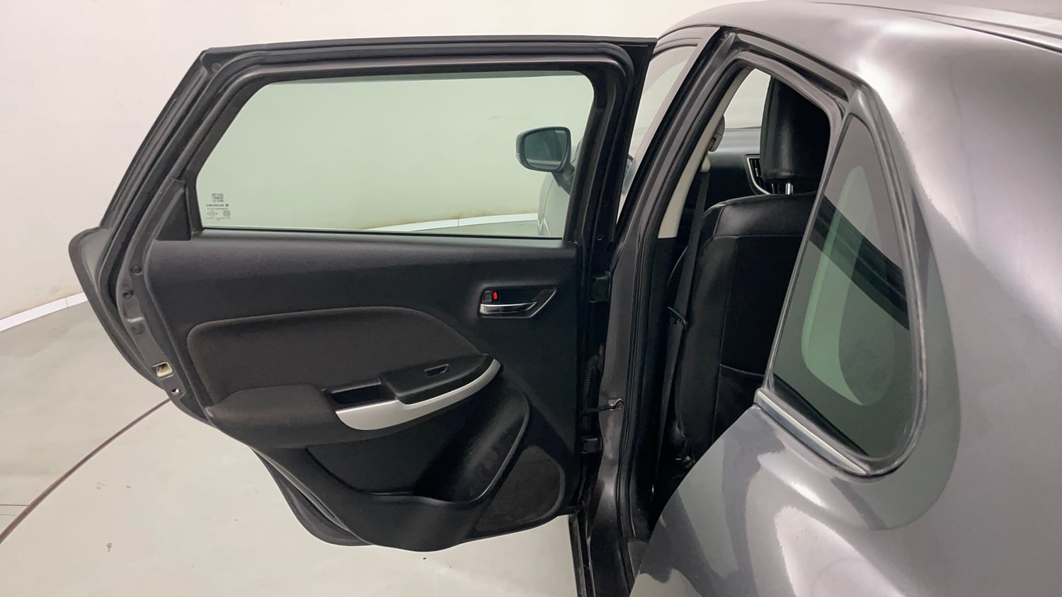 Used 2018 Maruti Suzuki Baleno Alpha 1.2 Petrol Manual interior LEFT REAR DOOR OPEN VIEW