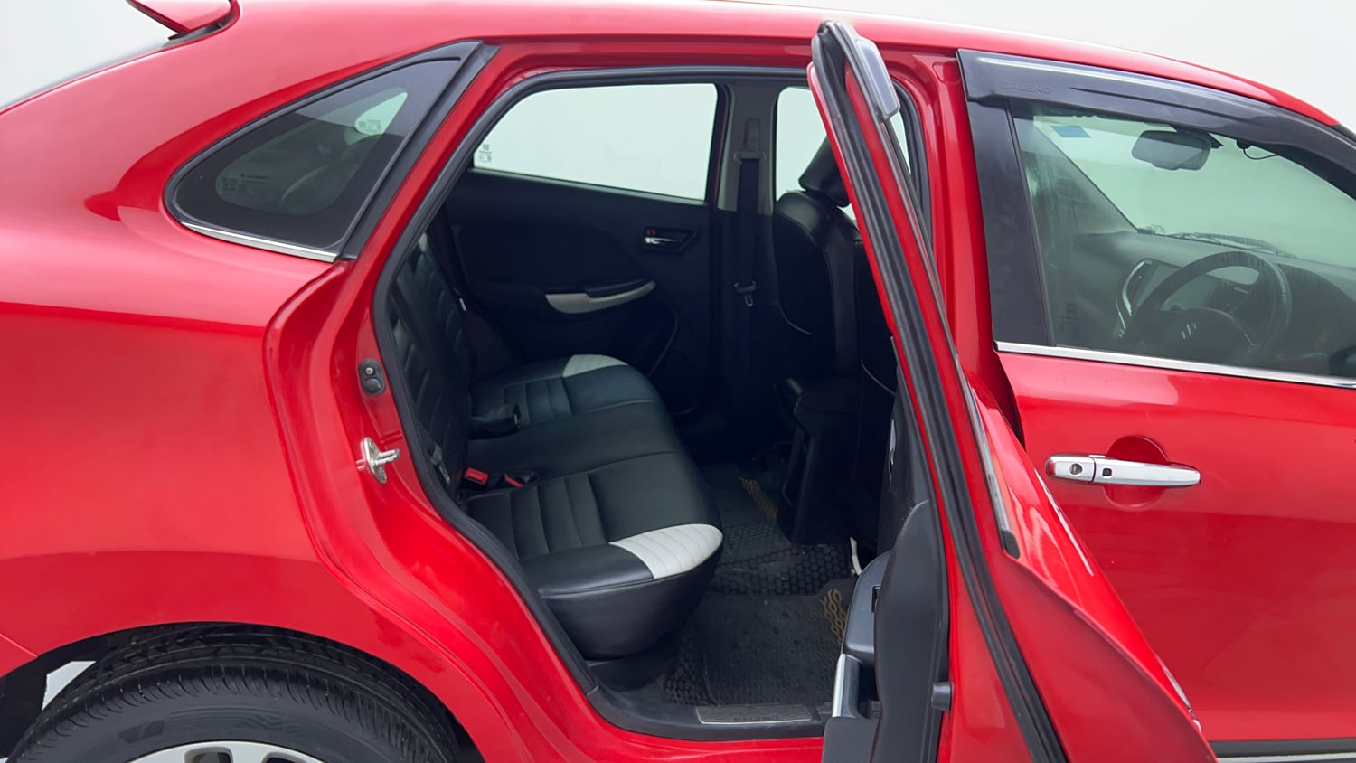 Used 2017 Maruti Suzuki Baleno Zeta 1.2 AT Petrol Automatic interior RIGHT SIDE REAR DOOR CABIN VIEW