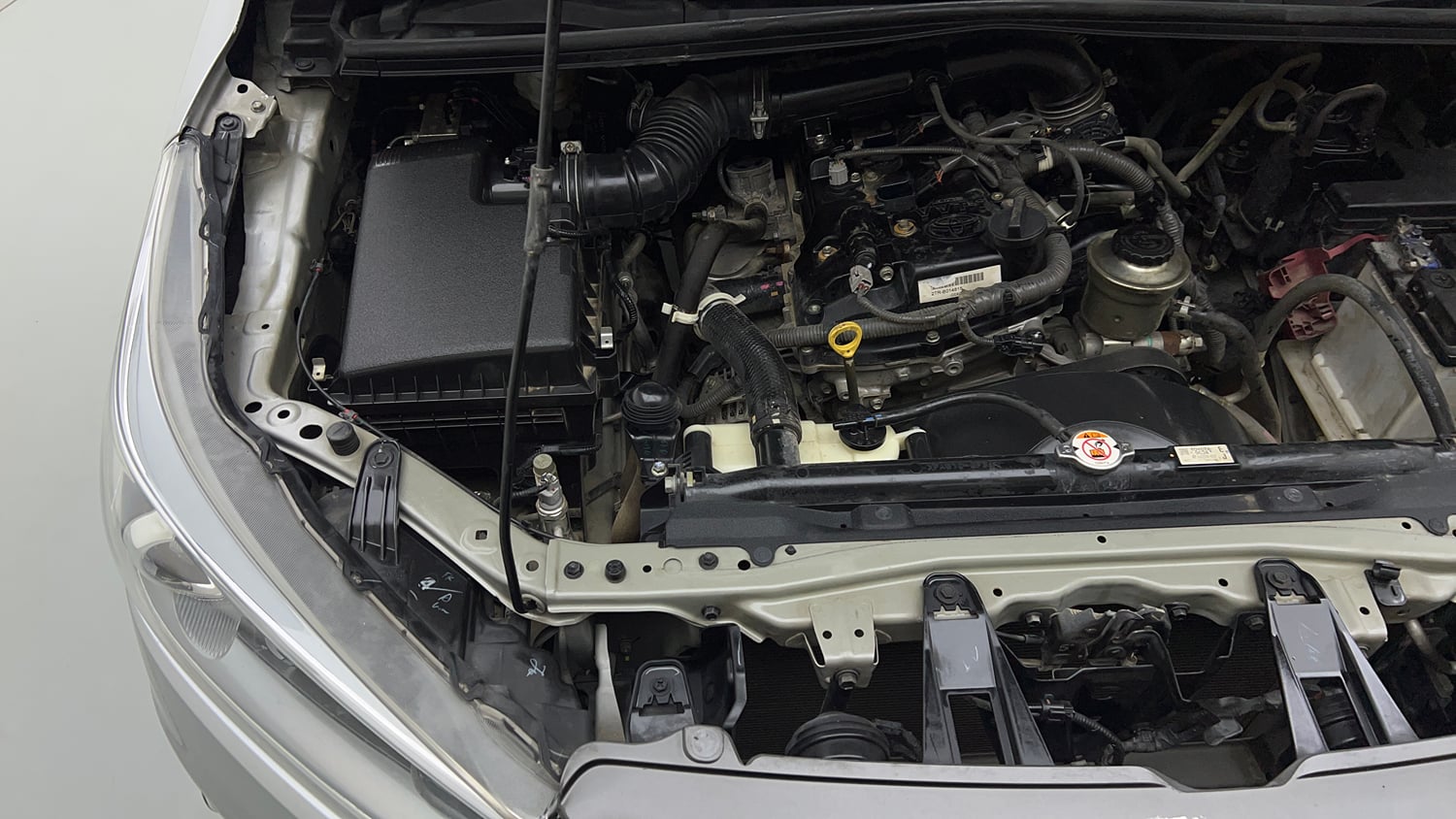 Used 2022 Toyota Innova Crysta VX 2.7 7 STR Petrol Manual engine ENGINE RIGHT SIDE VIEW