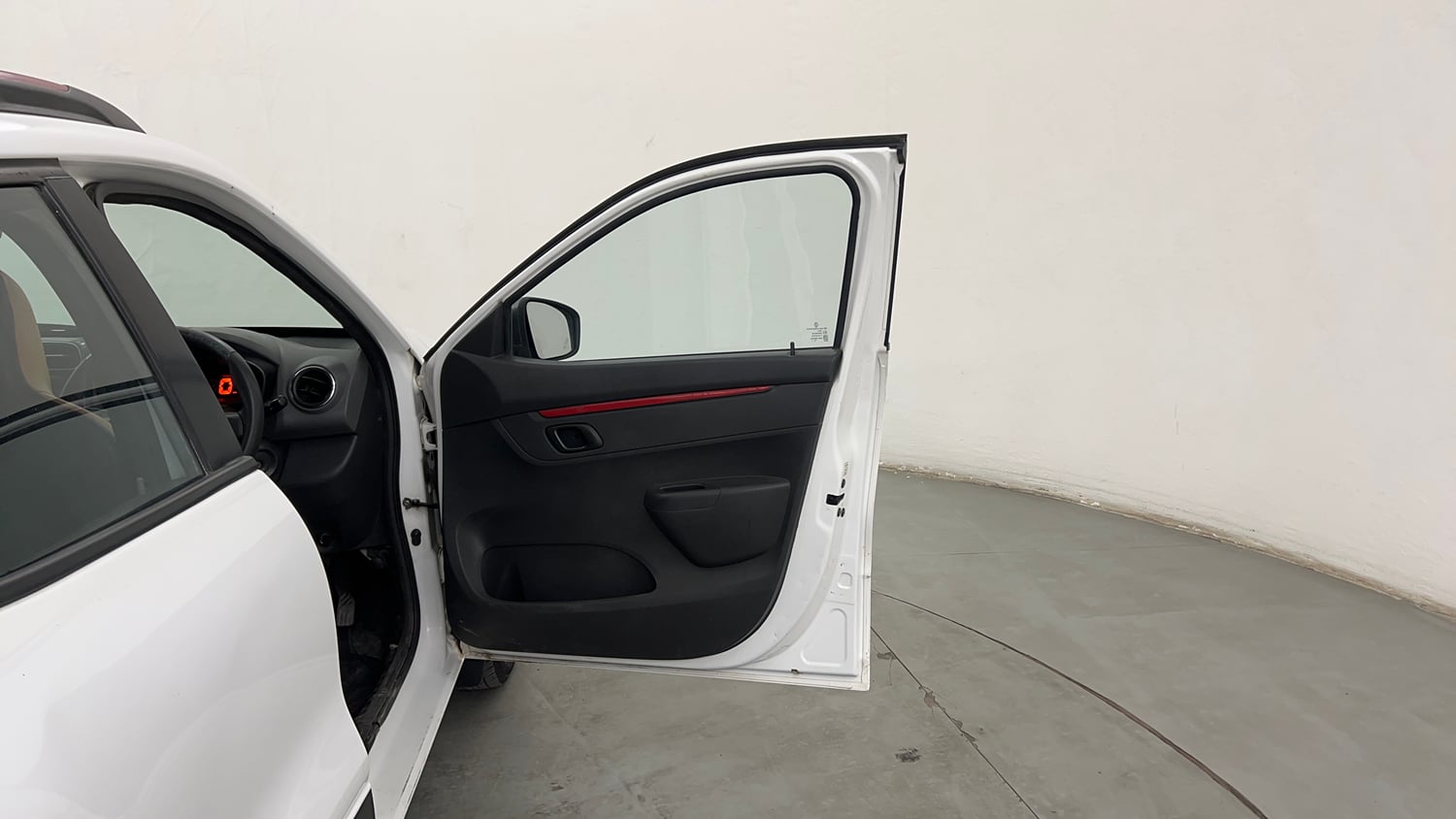 Used 2017 Renault Kwid 1.0 RXT AMT Petrol Automatic interior RIGHT FRONT DOOR OPEN VIEW