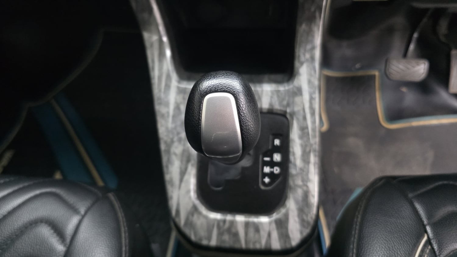 Used 2024 Maruti Suzuki Wagon R ZXI Plus 1.2 AGS Petrol Automatic interior GEAR  KNOB VIEW