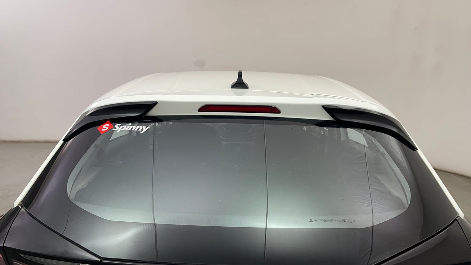 Used 2024 Tata Altroz XM Plus (S) Petrol Manual exterior BACK WINDSHIELD VIEW