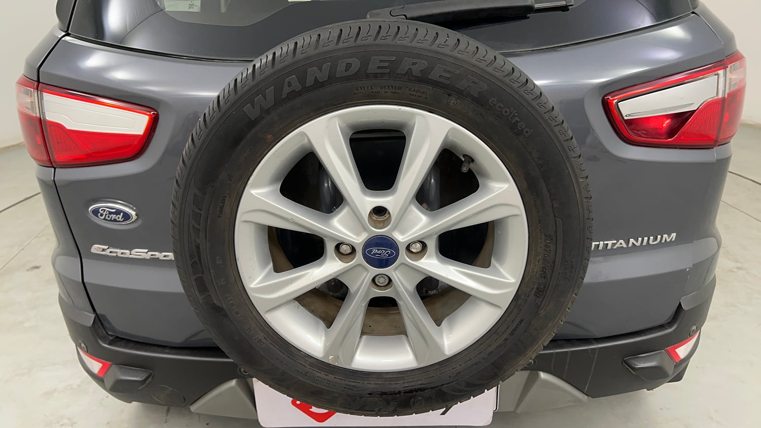 Used 2019 Ford EcoSport Titanium 1.5L Ti-VCT Petrol Manual tyres SPARE TYRE VIEW