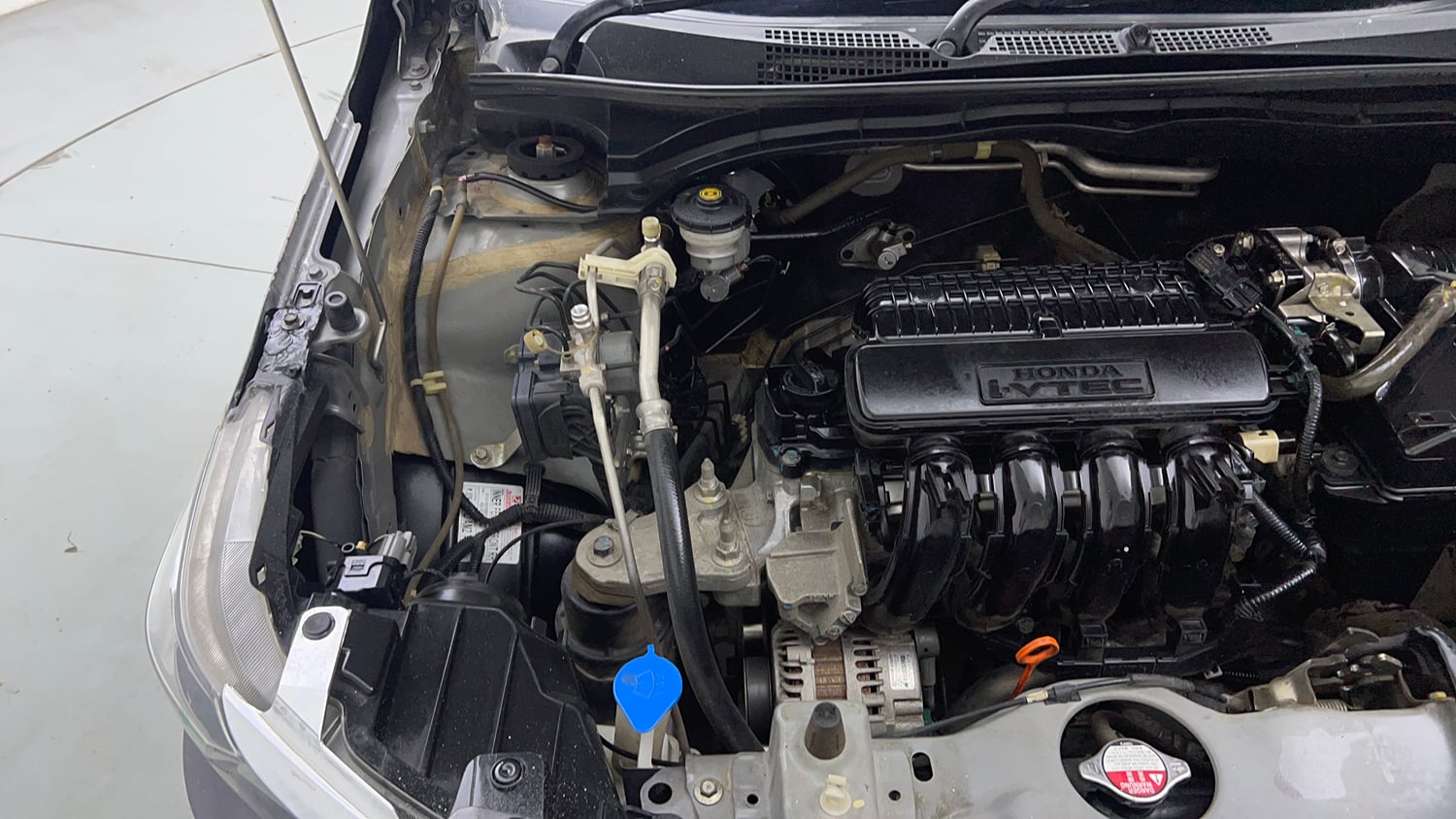 Used 2018 Honda Amaze 1.2 V MT Petrol Petrol Manual engine ENGINE RIGHT SIDE VIEW