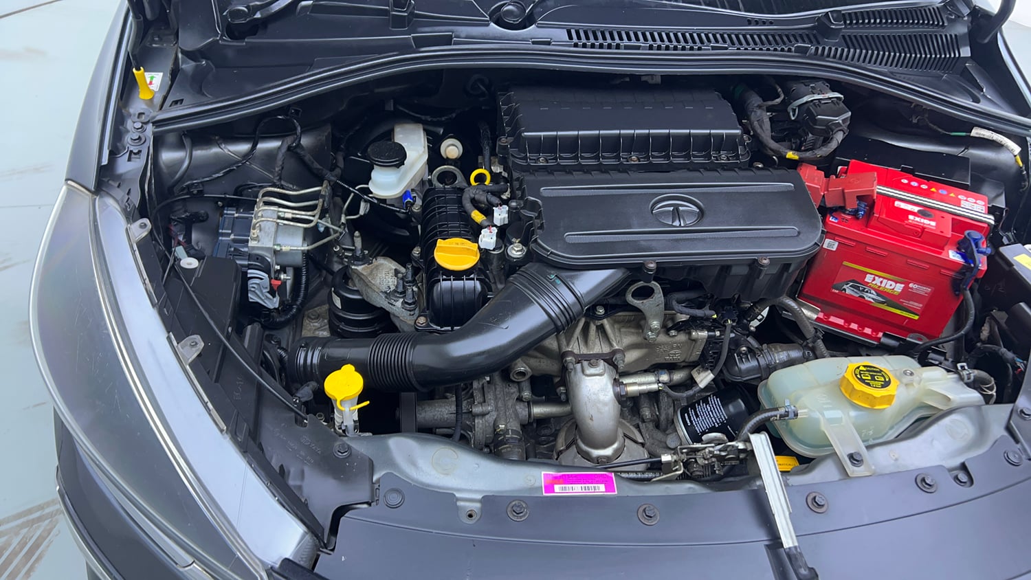 Used 2022 Tata Tiago XT CNG Cng Manual engine ENGINE RIGHT SIDE VIEW