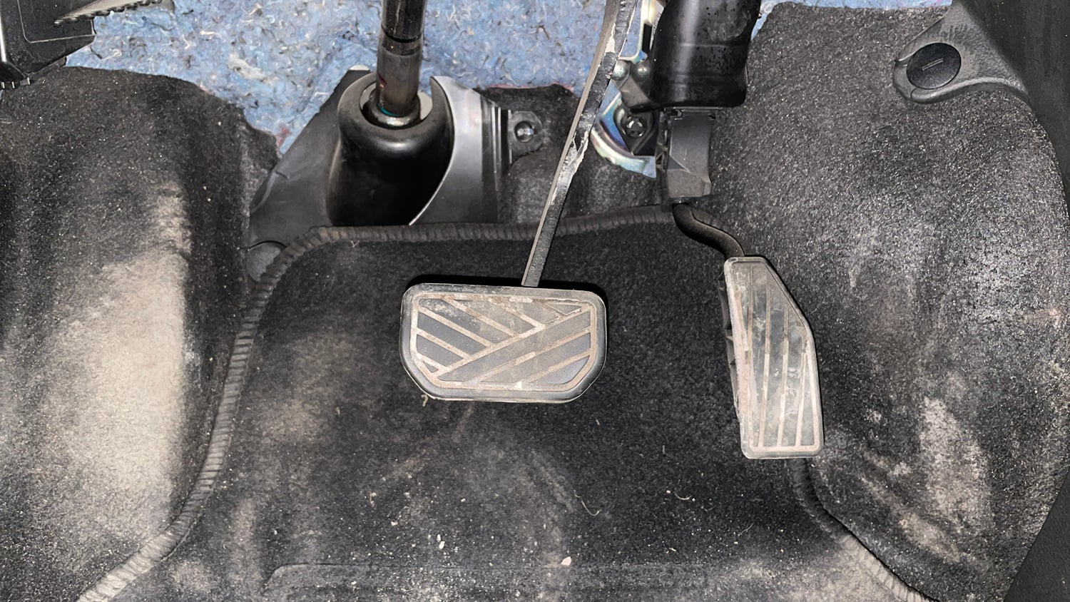 Used 2024 Maruti Suzuki Ignis Zeta 1.2 AMT Petrol Automatic interior PEDALS VIEW