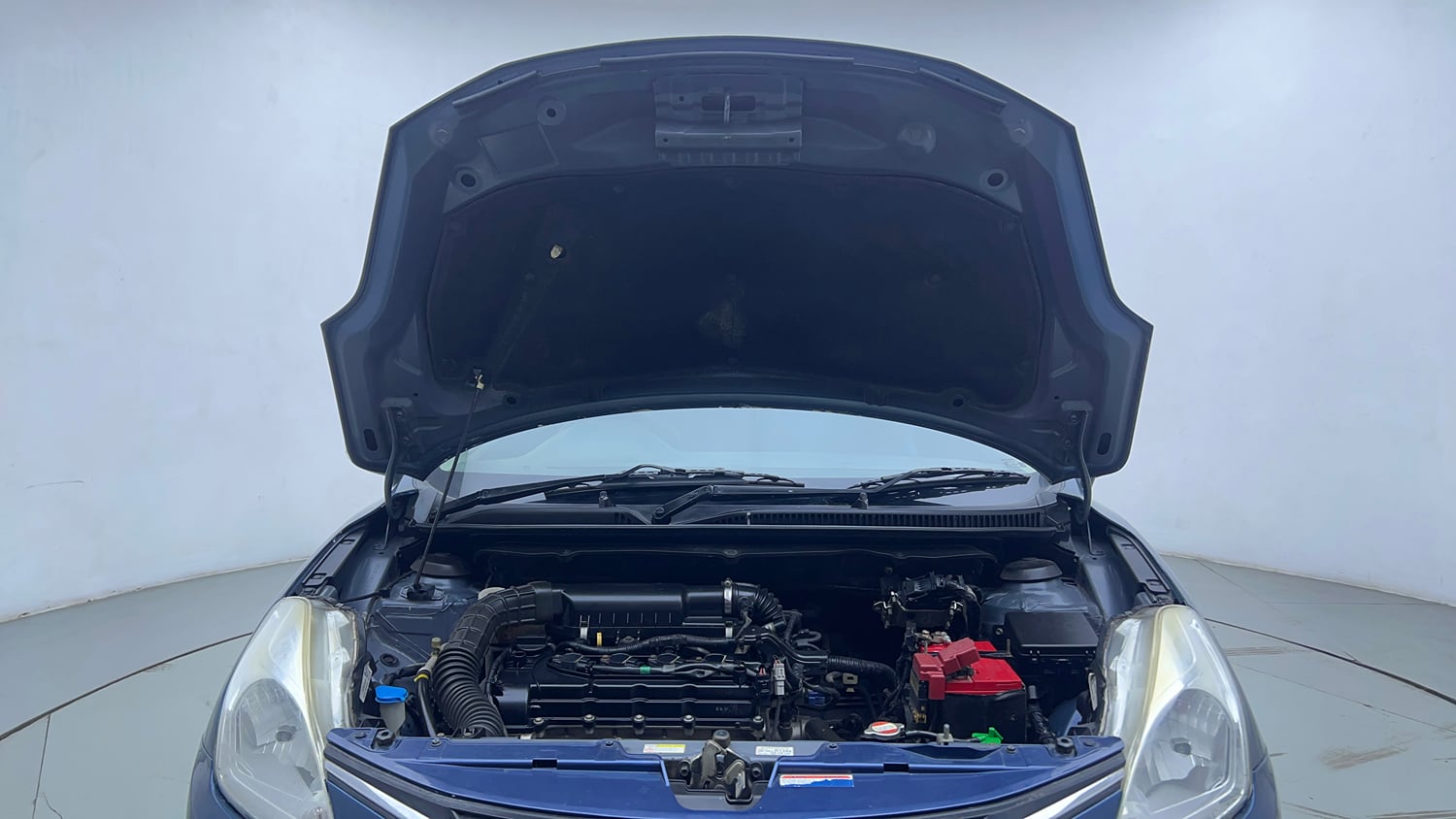 Used 2017 Maruti Suzuki Baleno Delta 1.2 Petrol Manual engine ENGINE & BONNET OPEN FRONT VIEW