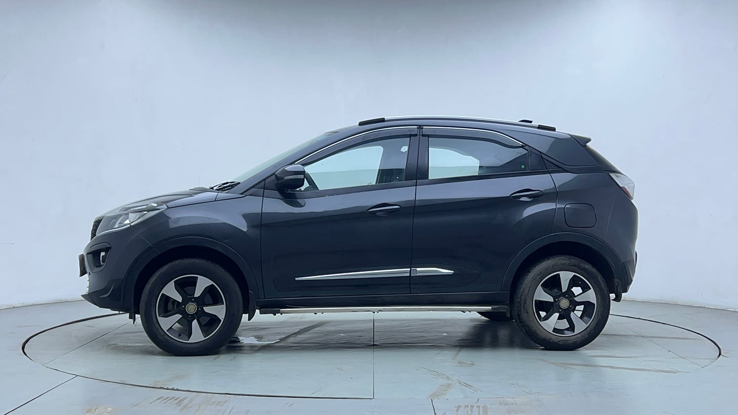 Used 2018 Tata Nexon XZA Plus Diesel Diesel Automatic exterior LEFT SIDE VIEW