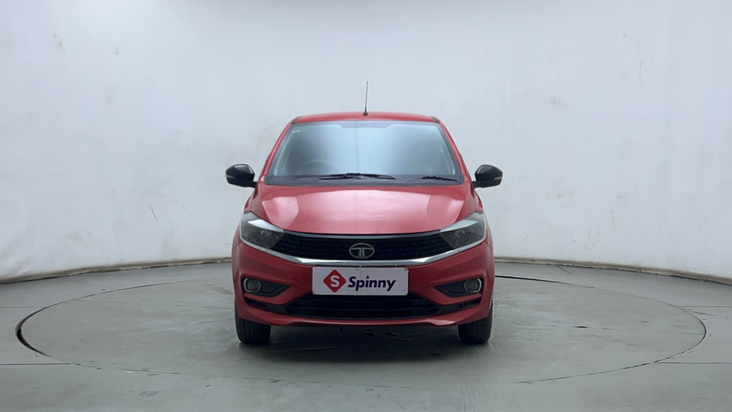 Used 2021 Tata Tiago XZ Plus Petrol Manual exterior FRONT VIEW