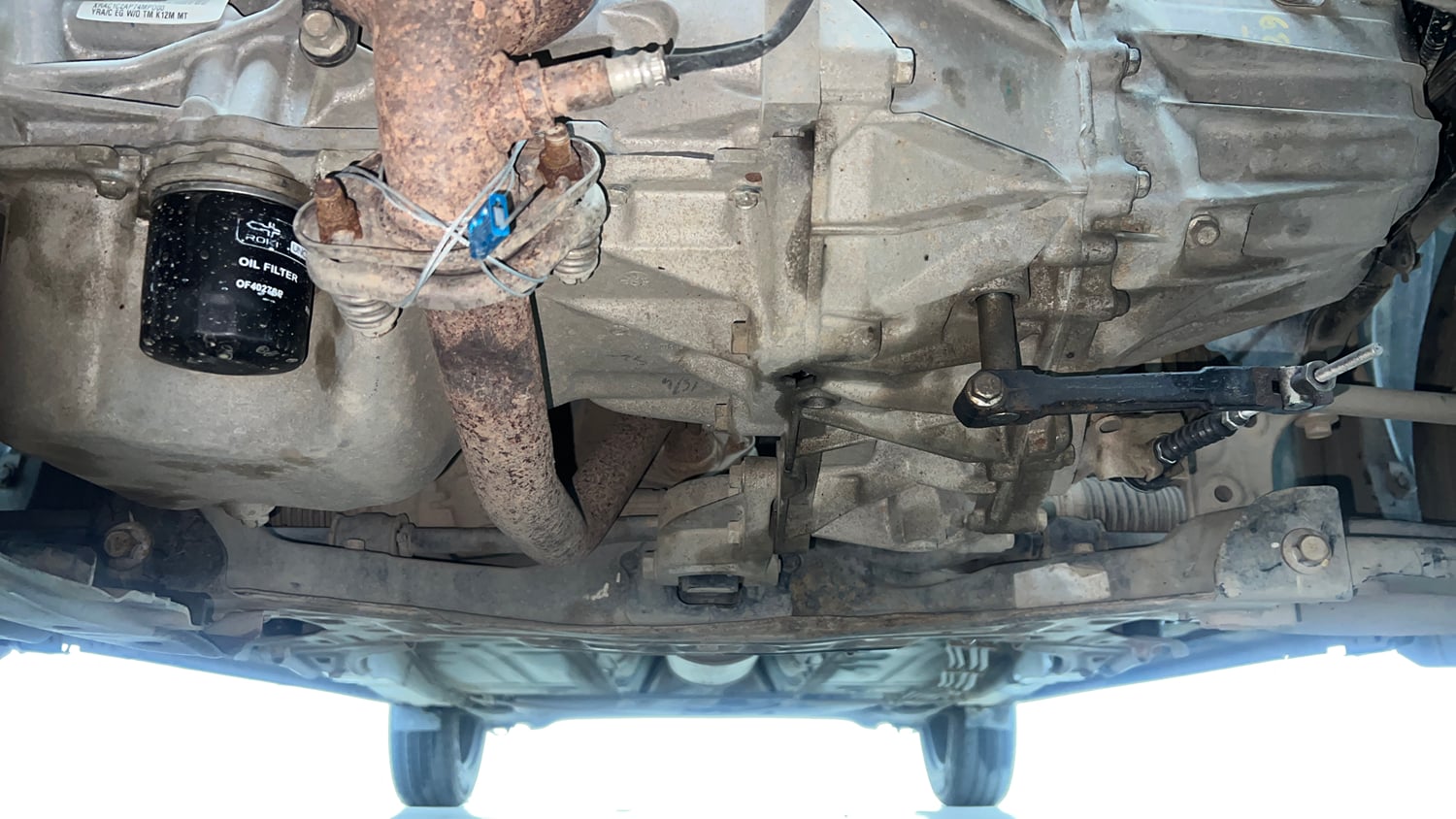 Used 2017 Maruti Suzuki Baleno Delta 1.2 Petrol Manual extra FRONT LEFT UNDERBODY VIEW
