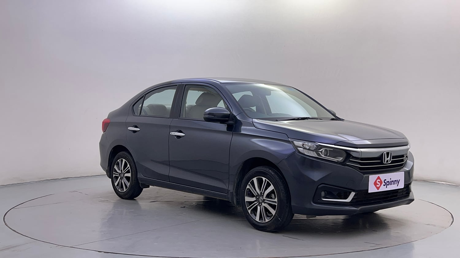 Used 2022 Honda Amaze VX CVT 1.2 Petrol Petrol Automatic exterior RIGHT FRONT CORNER VIEW