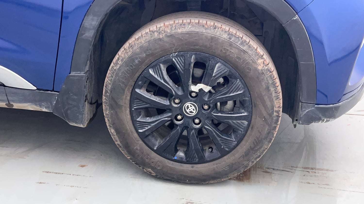 Used 2022 Toyota Urban Cruiser High Grade MT Petrol Manual tyres RIGHT FRONT TYRE RIM VIEW
