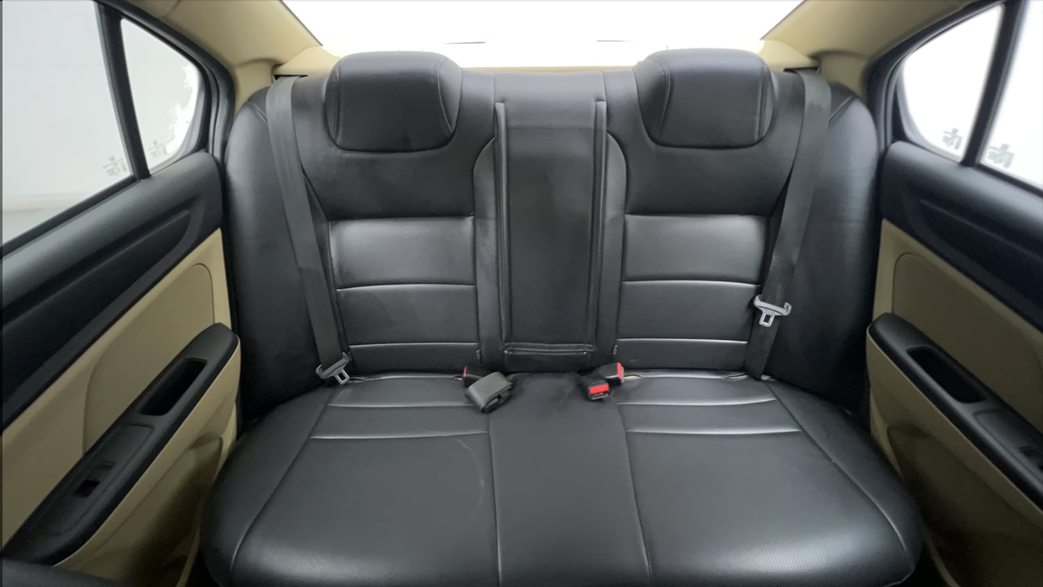 Used 2018 Honda Amaze 1.2 V MT Petrol Petrol Manual interior REAR SEAT CONDITION VIEW