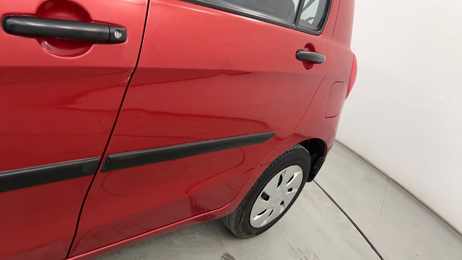 Used 2014 Maruti Suzuki Celerio VXi AMT Petrol Automatic dents MINOR DENT