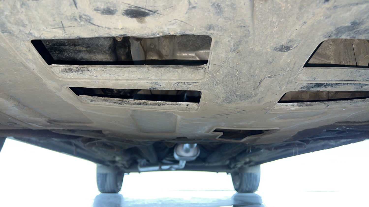 Used 2017 Hyundai Creta 1.6 SX Plus AT Petrol Petrol Automatic extra FRONT LEFT UNDERBODY VIEW