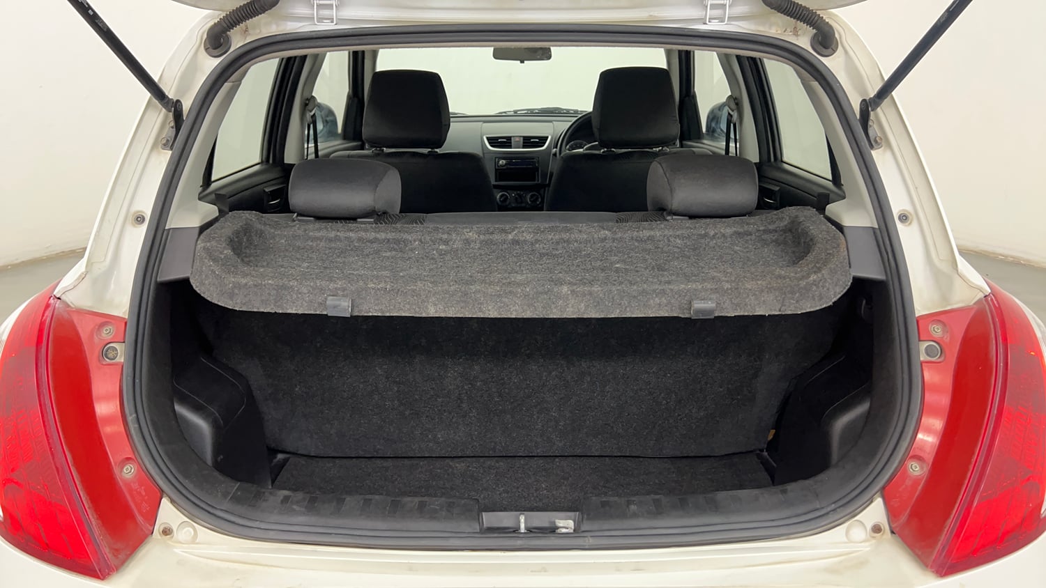 Used 2012 Maruti Suzuki Swift VXi Petrol Manual interior DICKY INSIDE VIEW