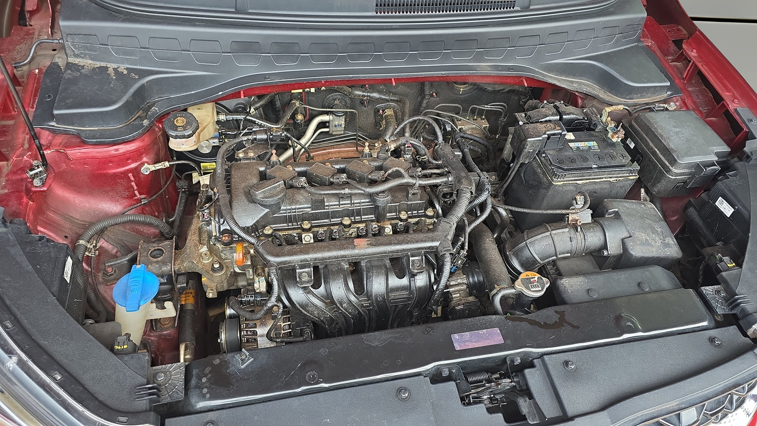 Used 2022 Kia Sonet HTK Plus 1.2 Petrol Manual engine ENGINE RIGHT SIDE VIEW