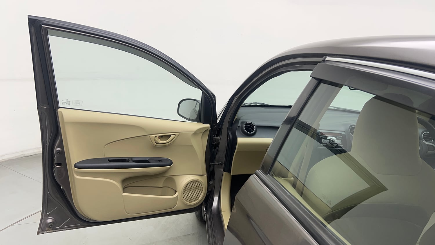 Used 2014 Honda Amaze 1.2 S i-VTEC Petrol Manual interior LEFT FRONT DOOR OPEN VIEW