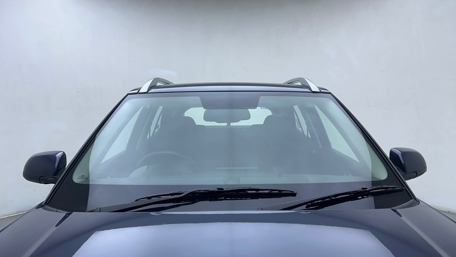 Used 2021 Hyundai Venue SX Plus 1.0 Turbo DCT Petrol Automatic exterior FRONT WINDSHIELD VIEW