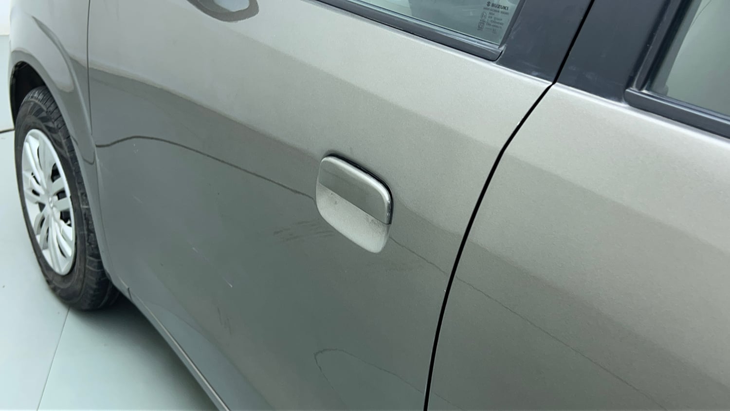 Used 2019 Maruti Suzuki Wagon R ZXi 1.2 Petrol Manual dents MINOR SCRATCH