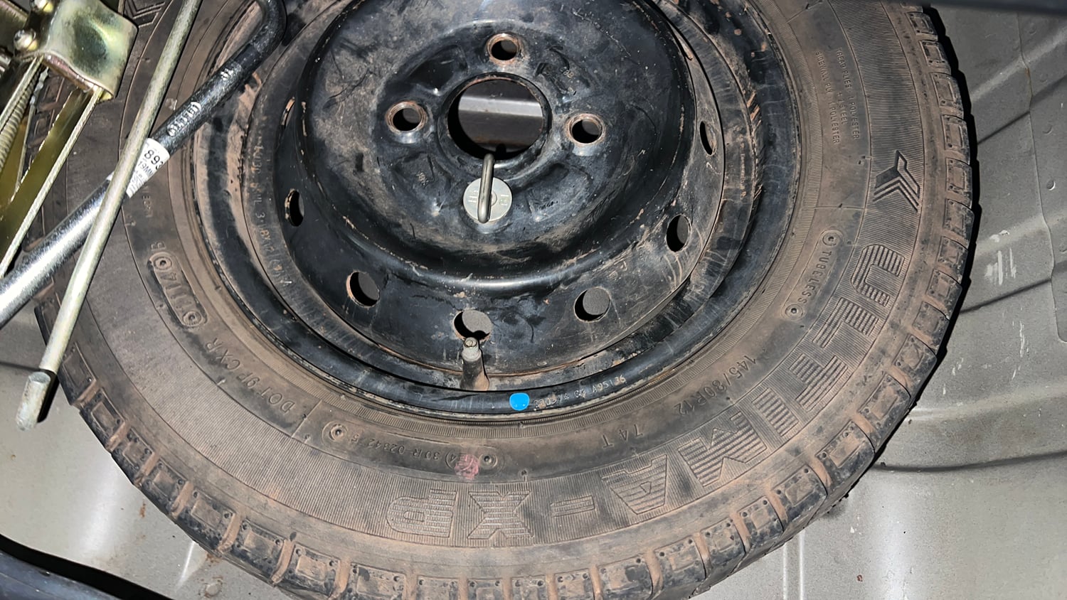 Used 2014 Maruti Suzuki Alto 800 Lxi CNG Cng Manual tyres SPARE TYRE VIEW