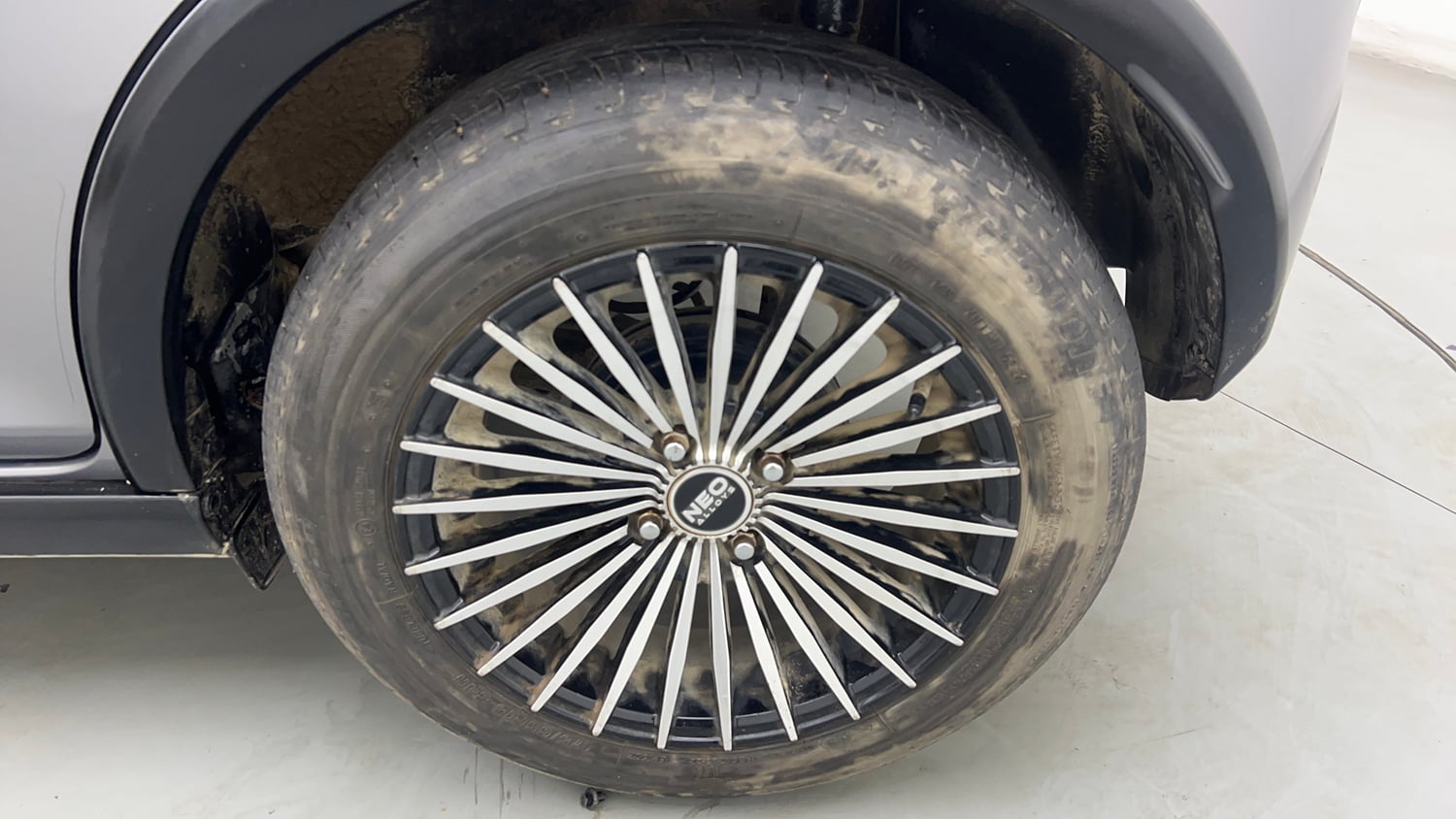 Used 2025 Maruti Suzuki Ignis Delta 1.2 AMT Petrol Automatic tyres LEFT REAR TYRE RIM VIEW