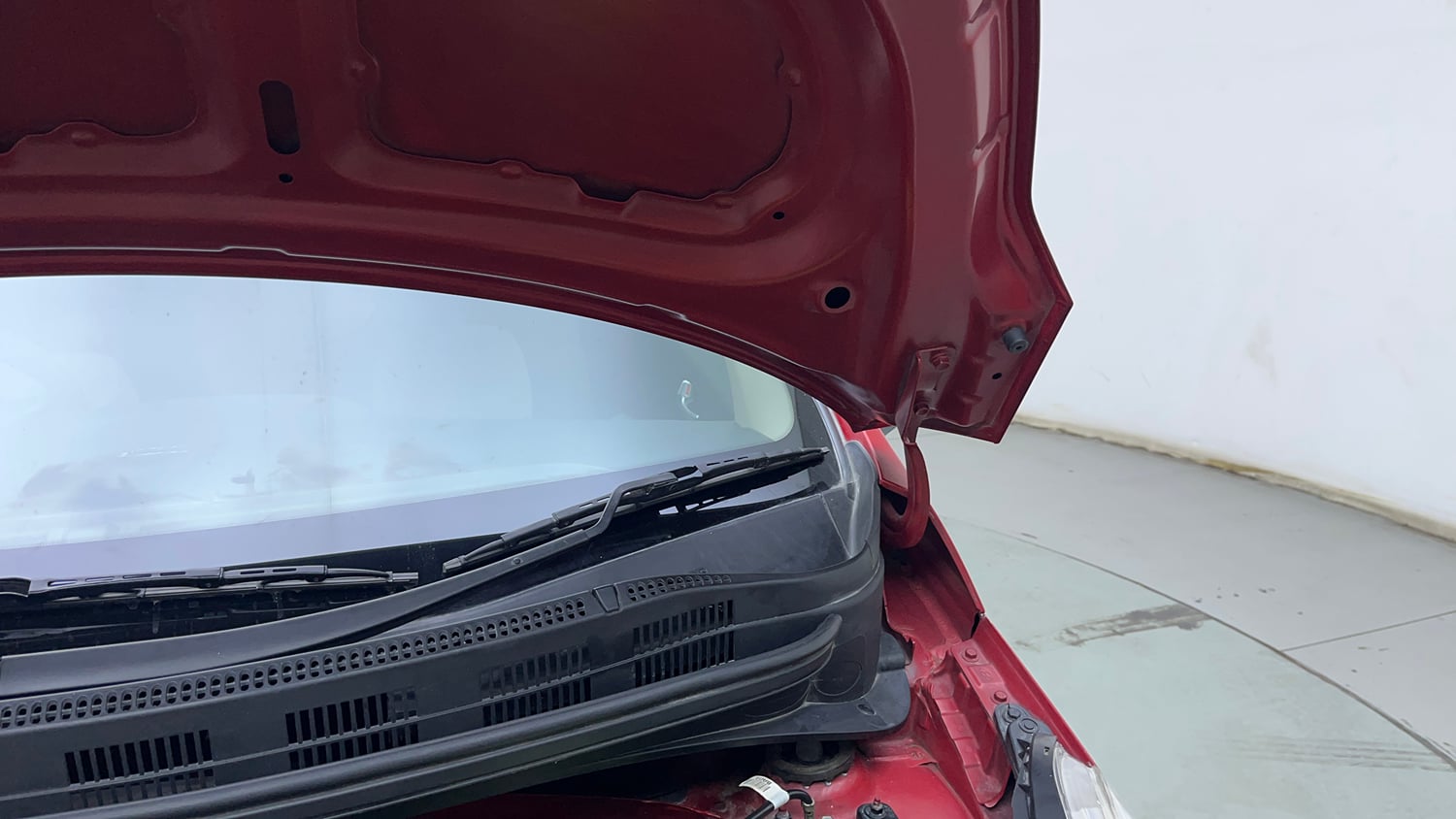 Used 2019 Hyundai Grand i10 Asta 1.2 Kappa VTVT Petrol Manual engine ENGINE LEFT SIDE HINGE & APRON VIEW