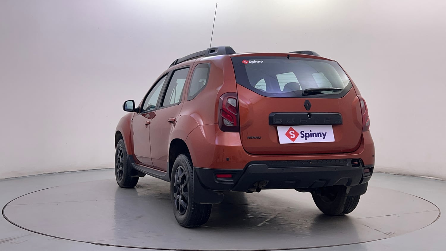Used 2016 Renault Duster RXL Petrol Petrol Manual exterior LEFT REAR CORNER VIEW