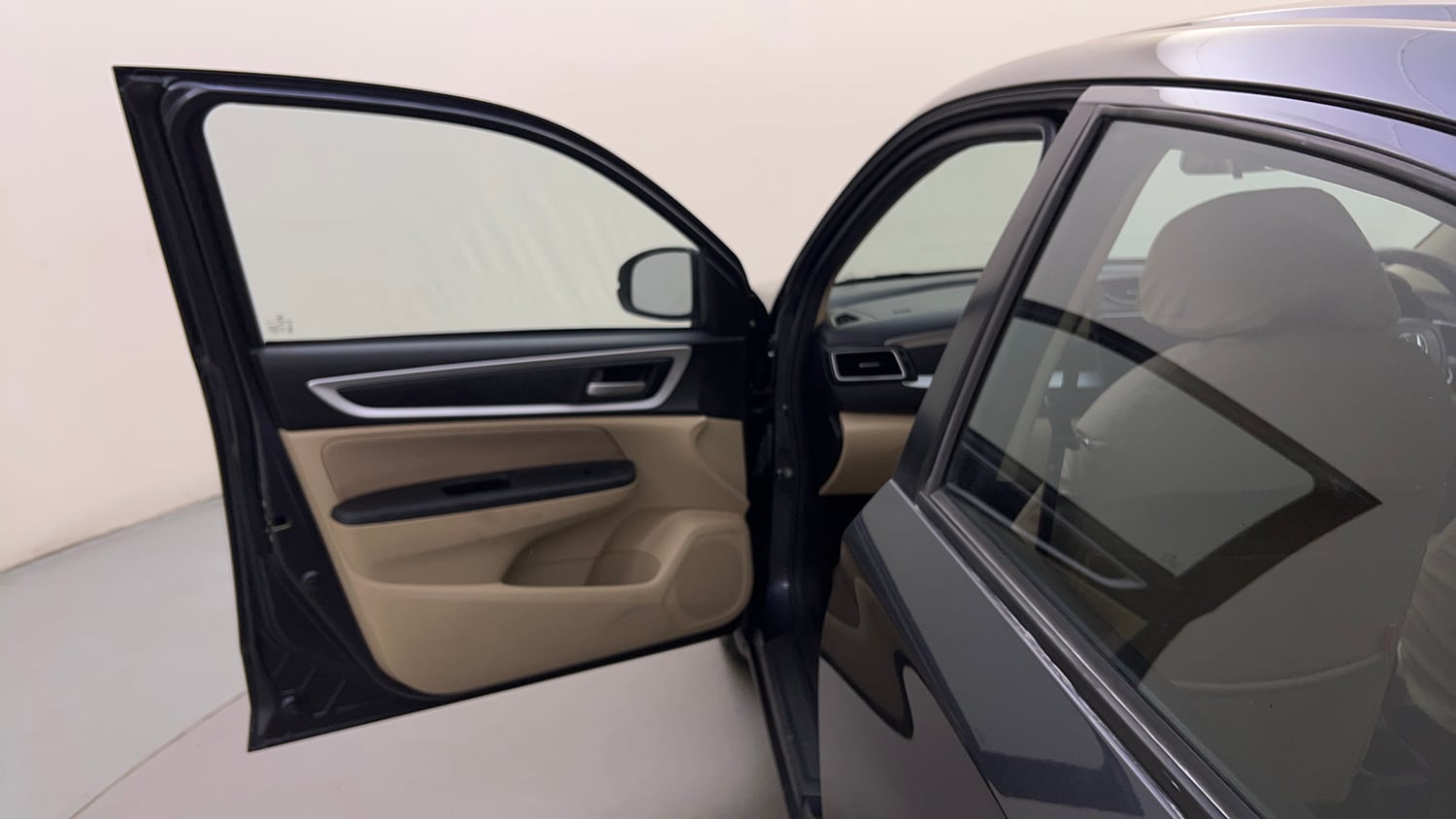 Used 2022 Honda Amaze VX CVT 1.2 Petrol Petrol Automatic interior LEFT FRONT DOOR OPEN VIEW